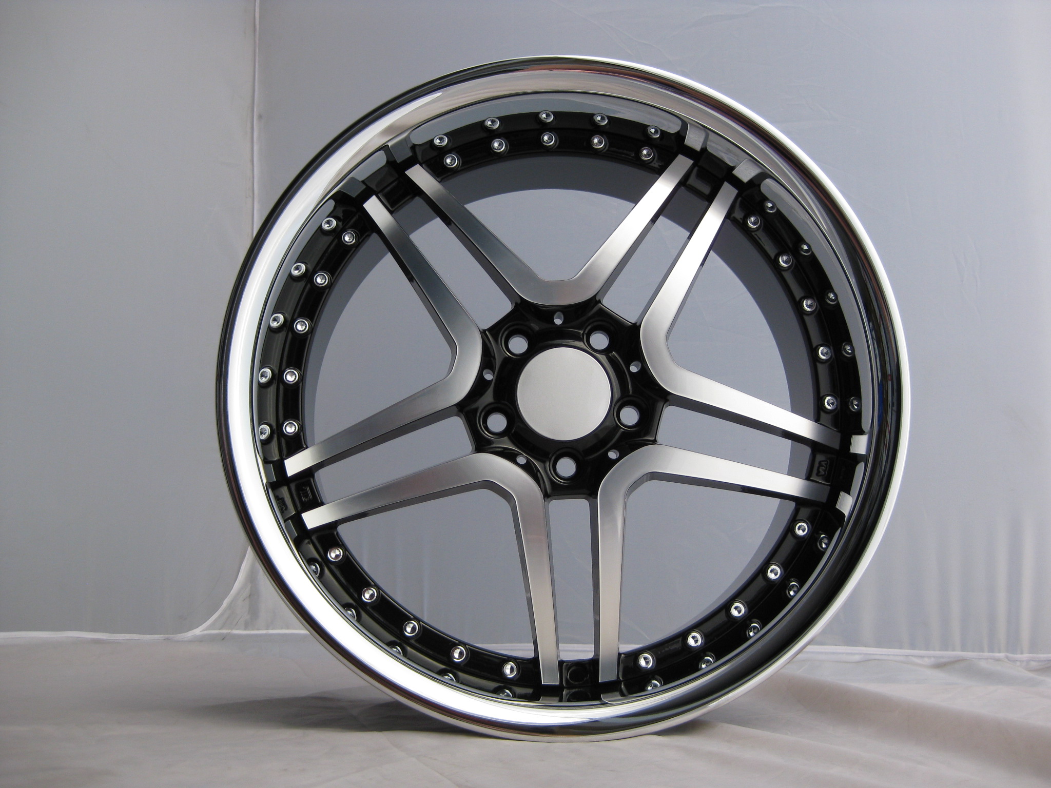 20" AM 5 Twin Black/polished 5x112 - 3