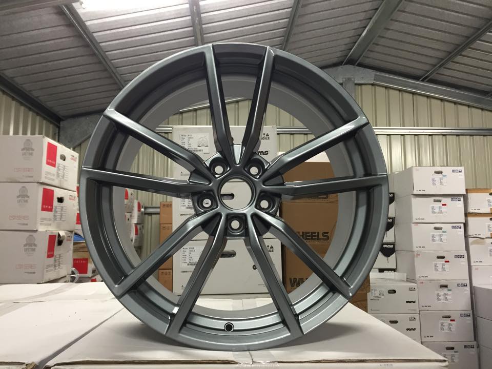 18" Pretoria style Gloss grey 5x112