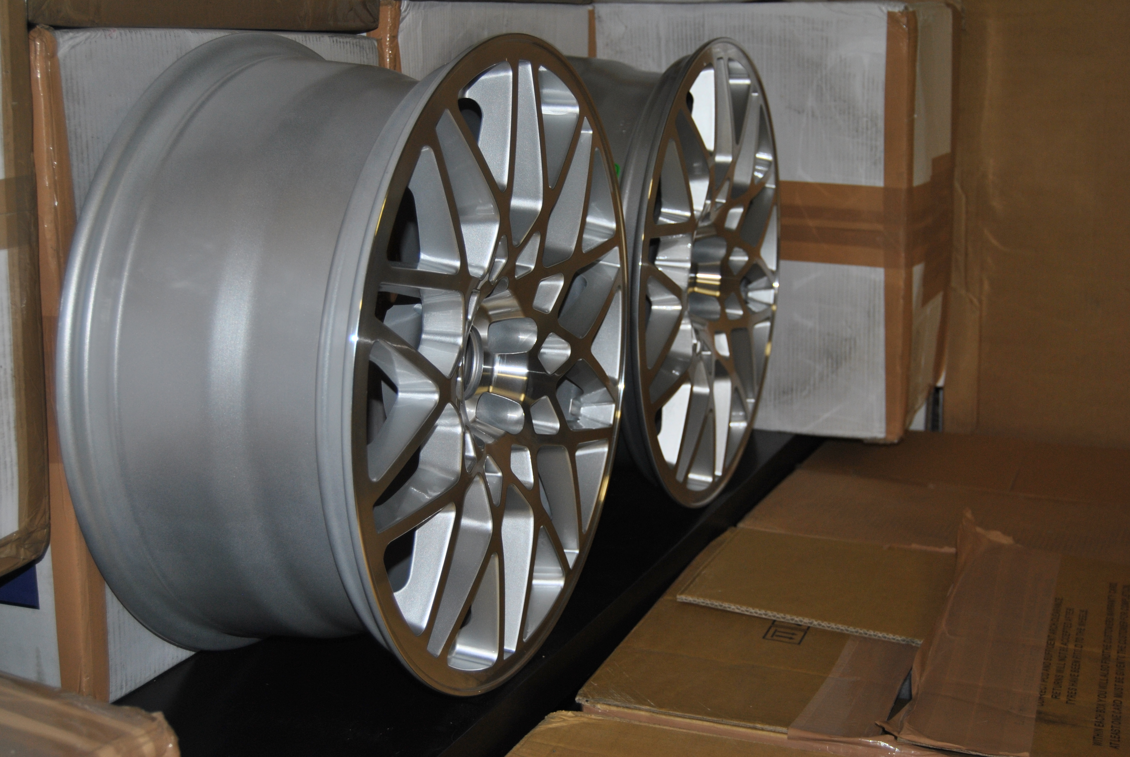 19" Dare LP560 Silver/pol 5/112 - 4