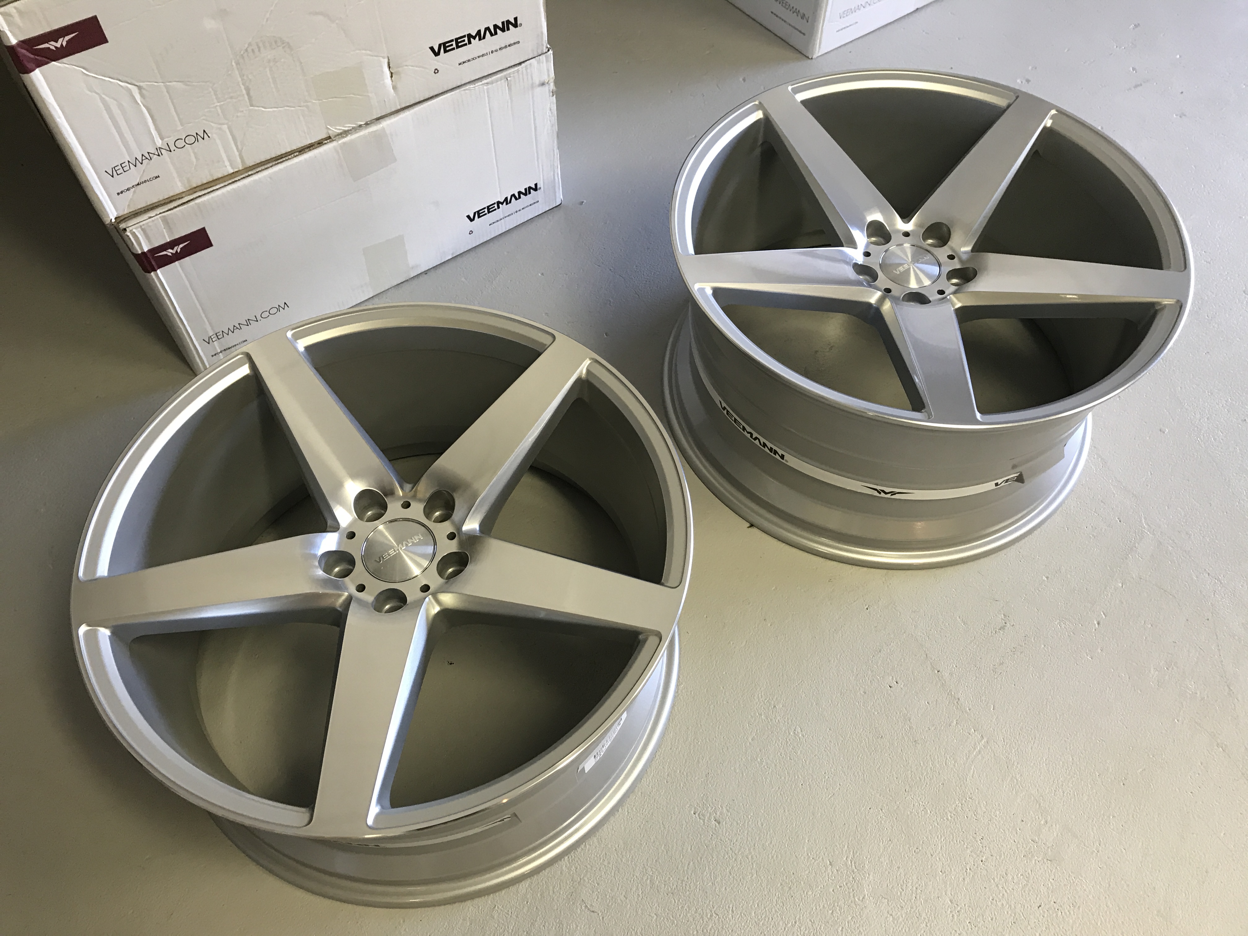 20" Veemann V-FS8 Silver/pol 5/120 - 2