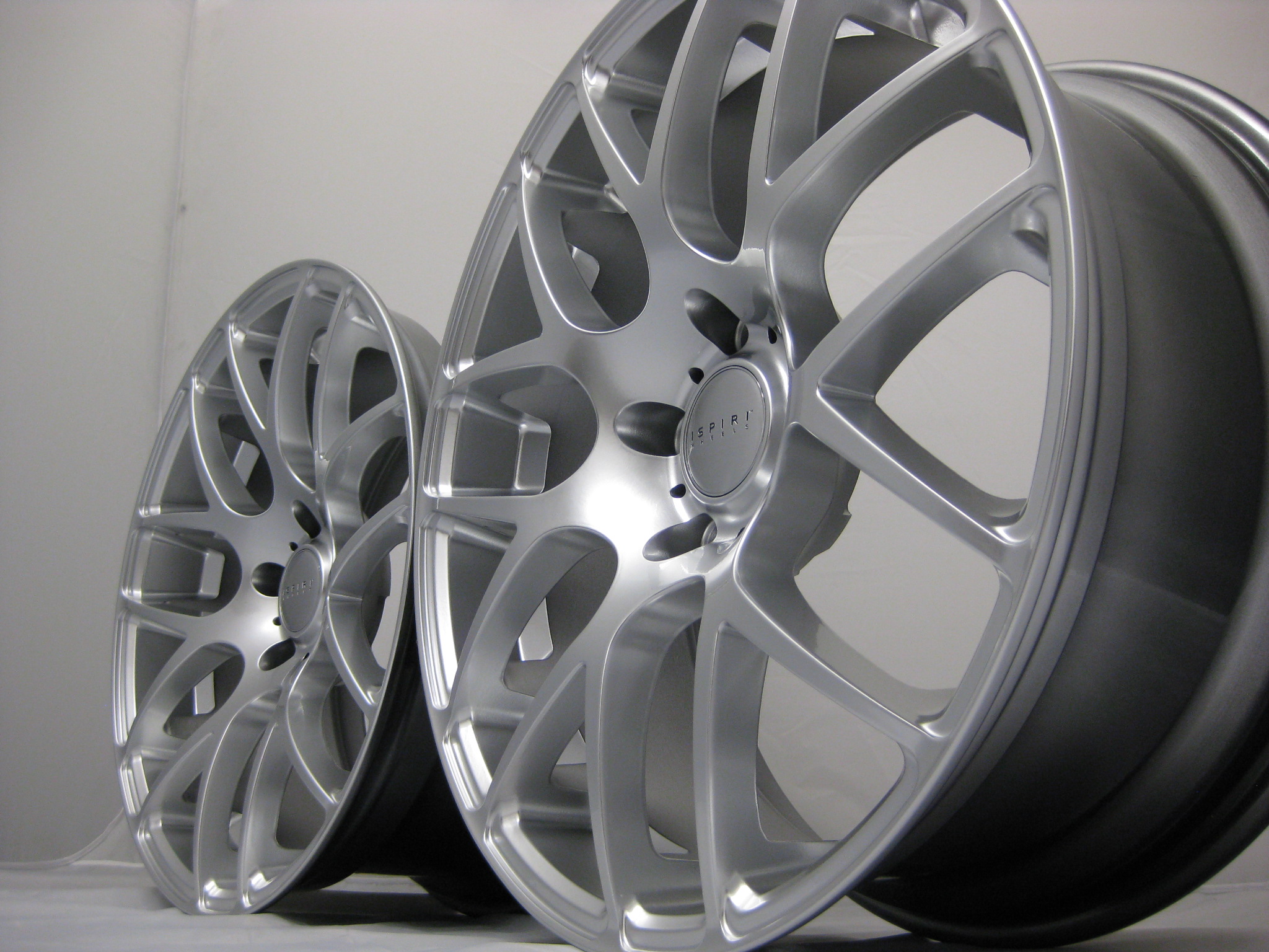 20" Ispiri ISR1 Diamond silver 5x120 - 3