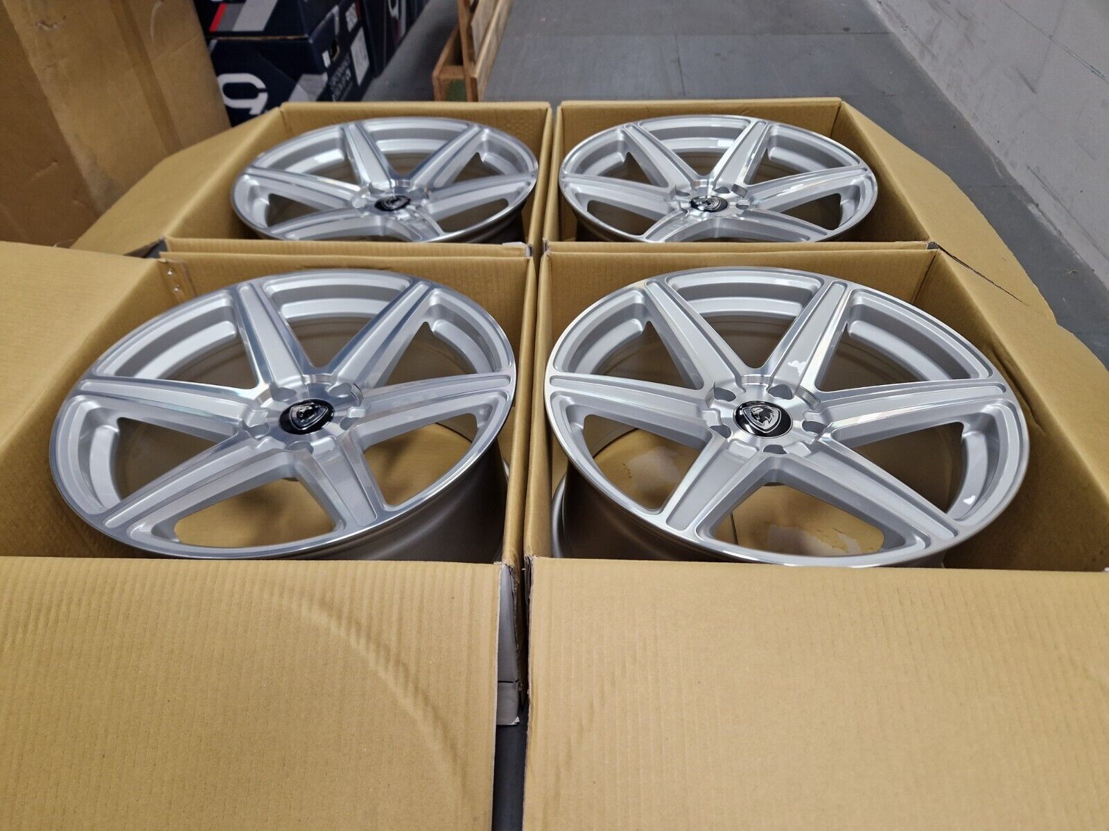 20" Cades Thor Silver/polished 5x120 - 3