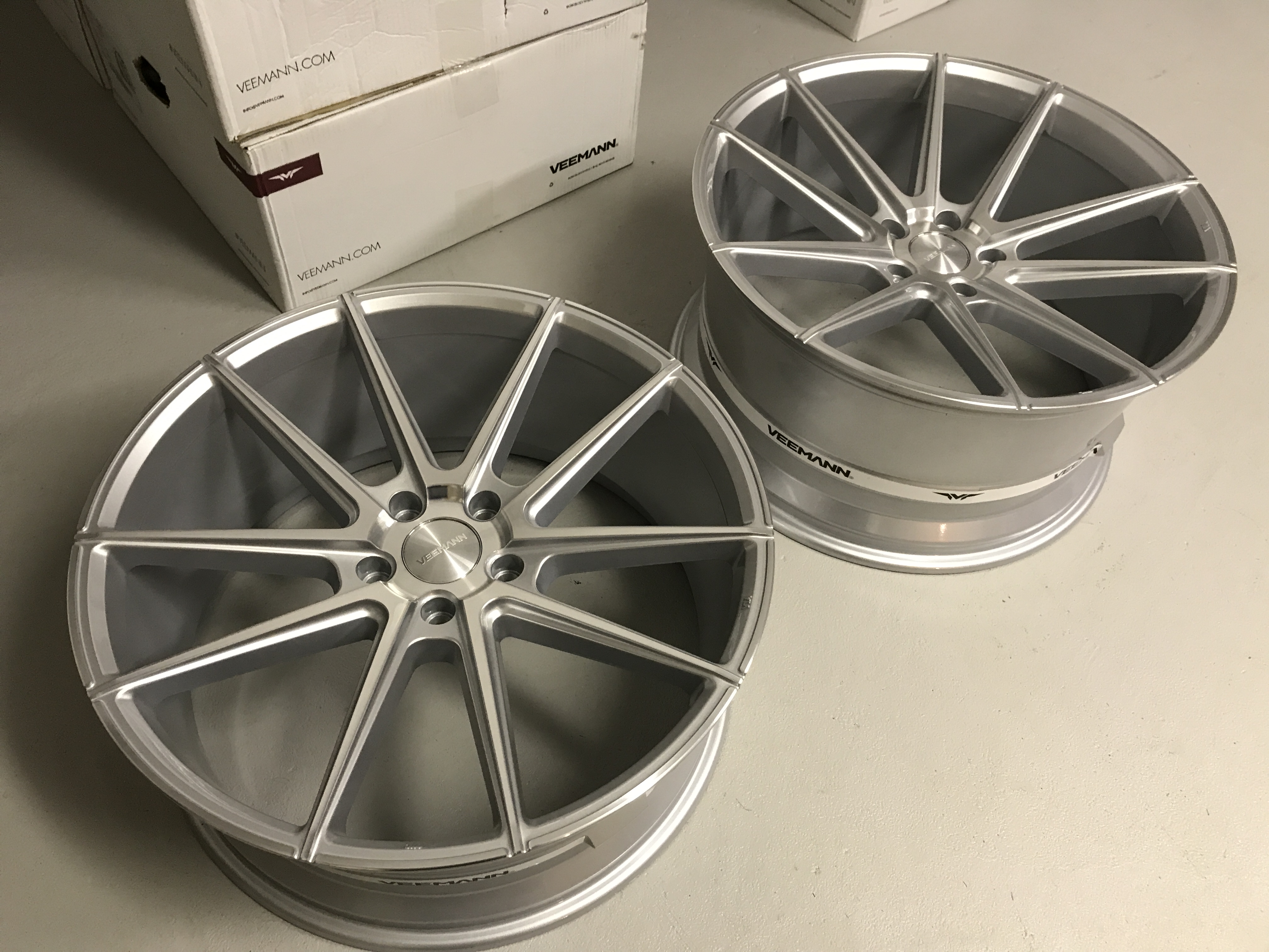 21" Veemann V-FS4 Silver/pol 5/120 - 2