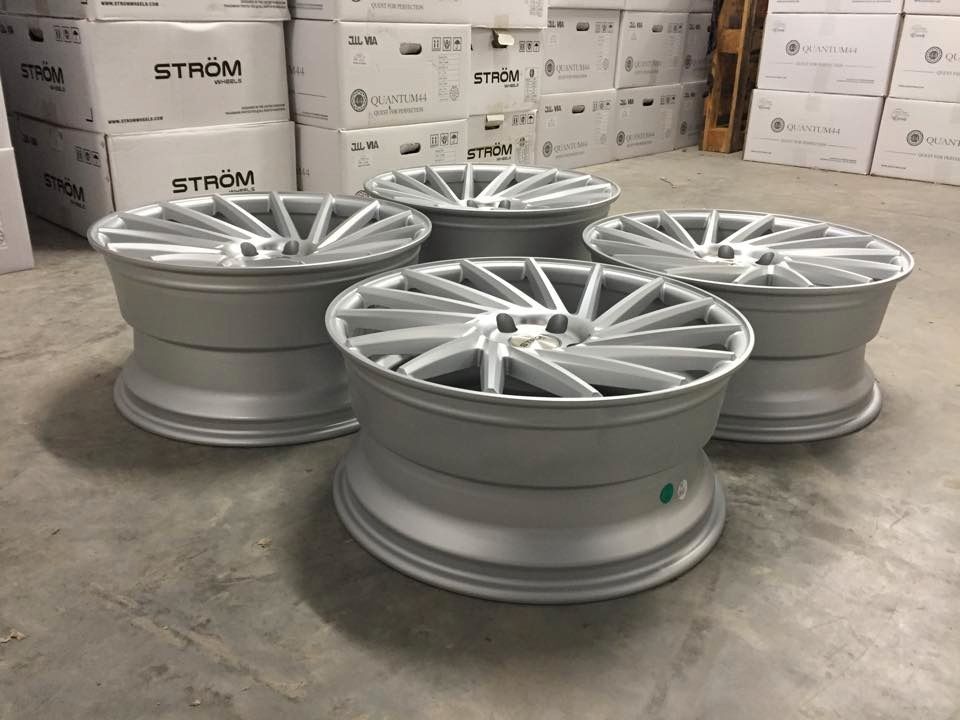 19" Ström DS15 Matt Silver/matt pol 5/120 - 3