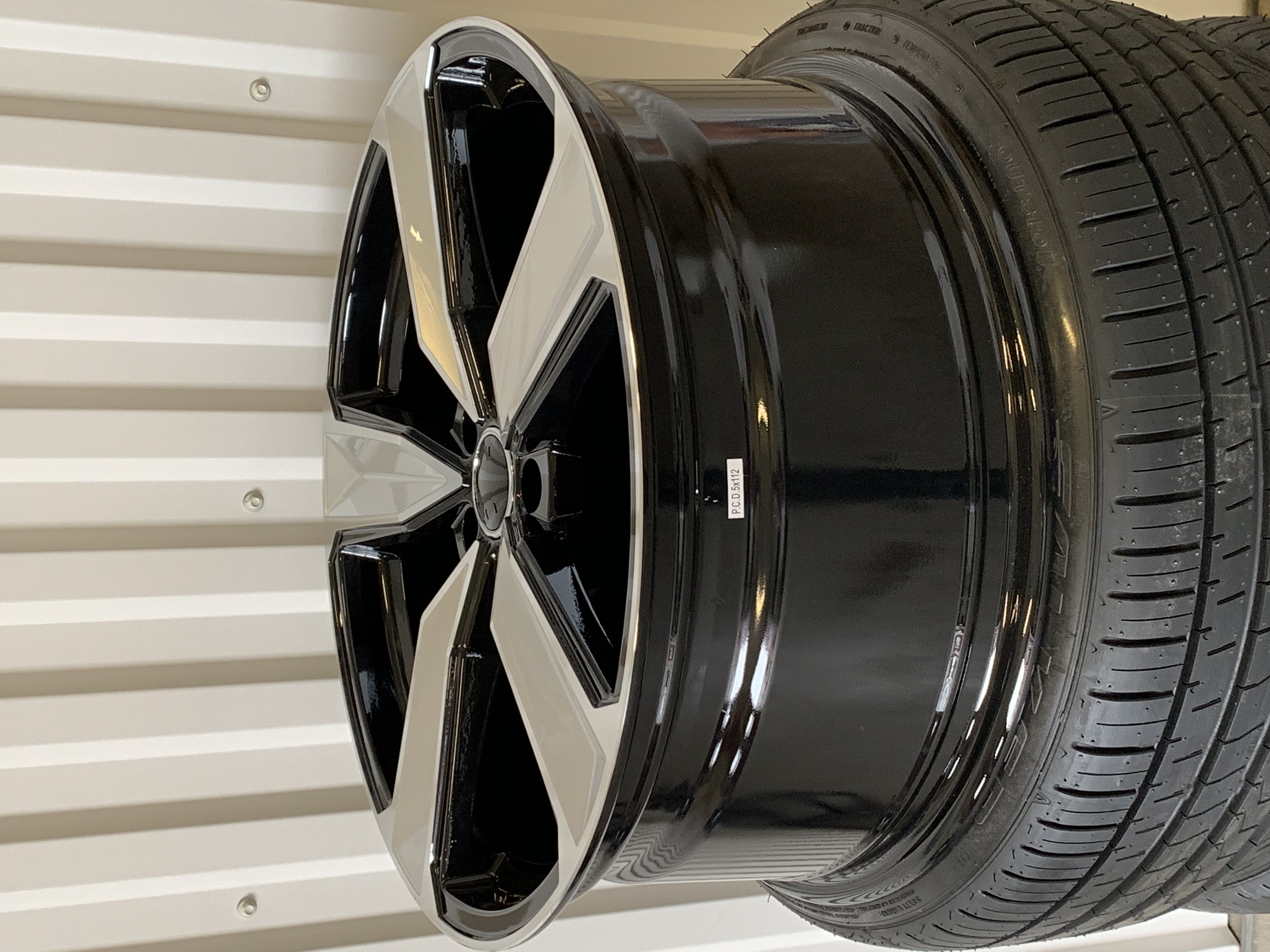 21" RS 5-spoke Black/polished 5x112 - 3