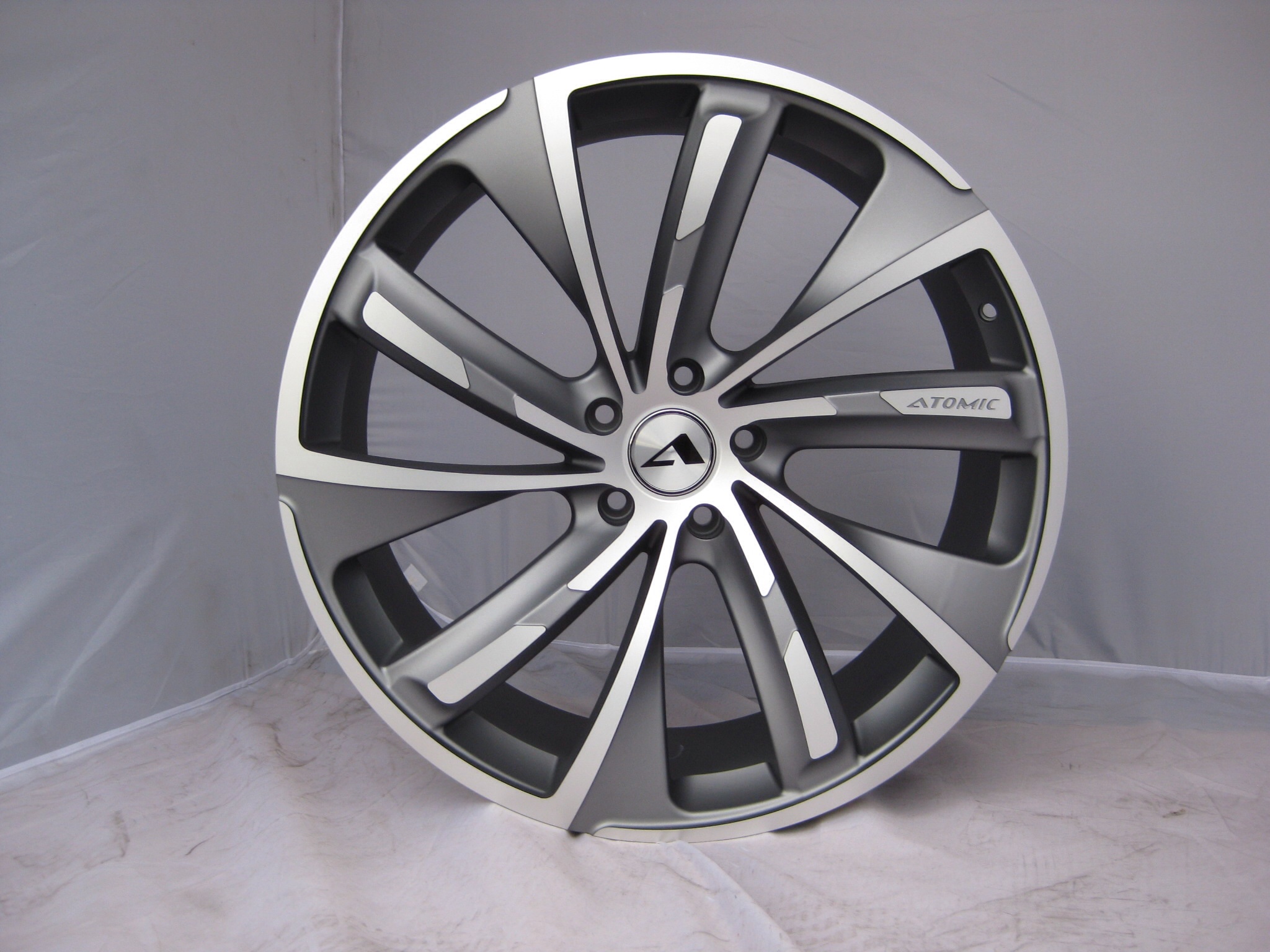 Atomic Turbine