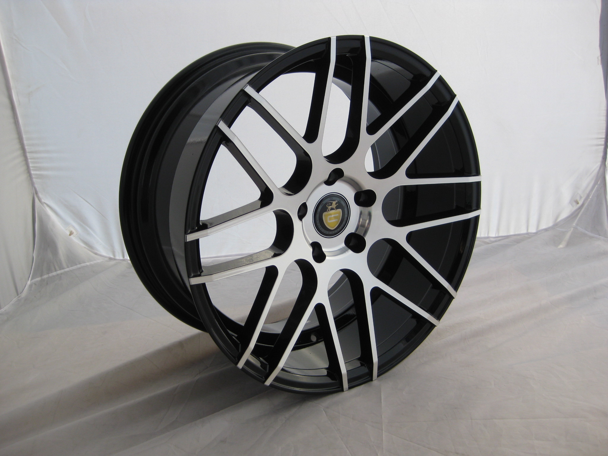 Cades Artemis