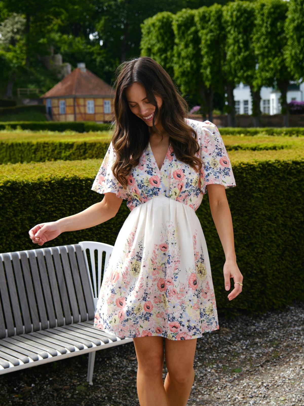 Neo Noir Shena Flower Print Dress, Creme - 8