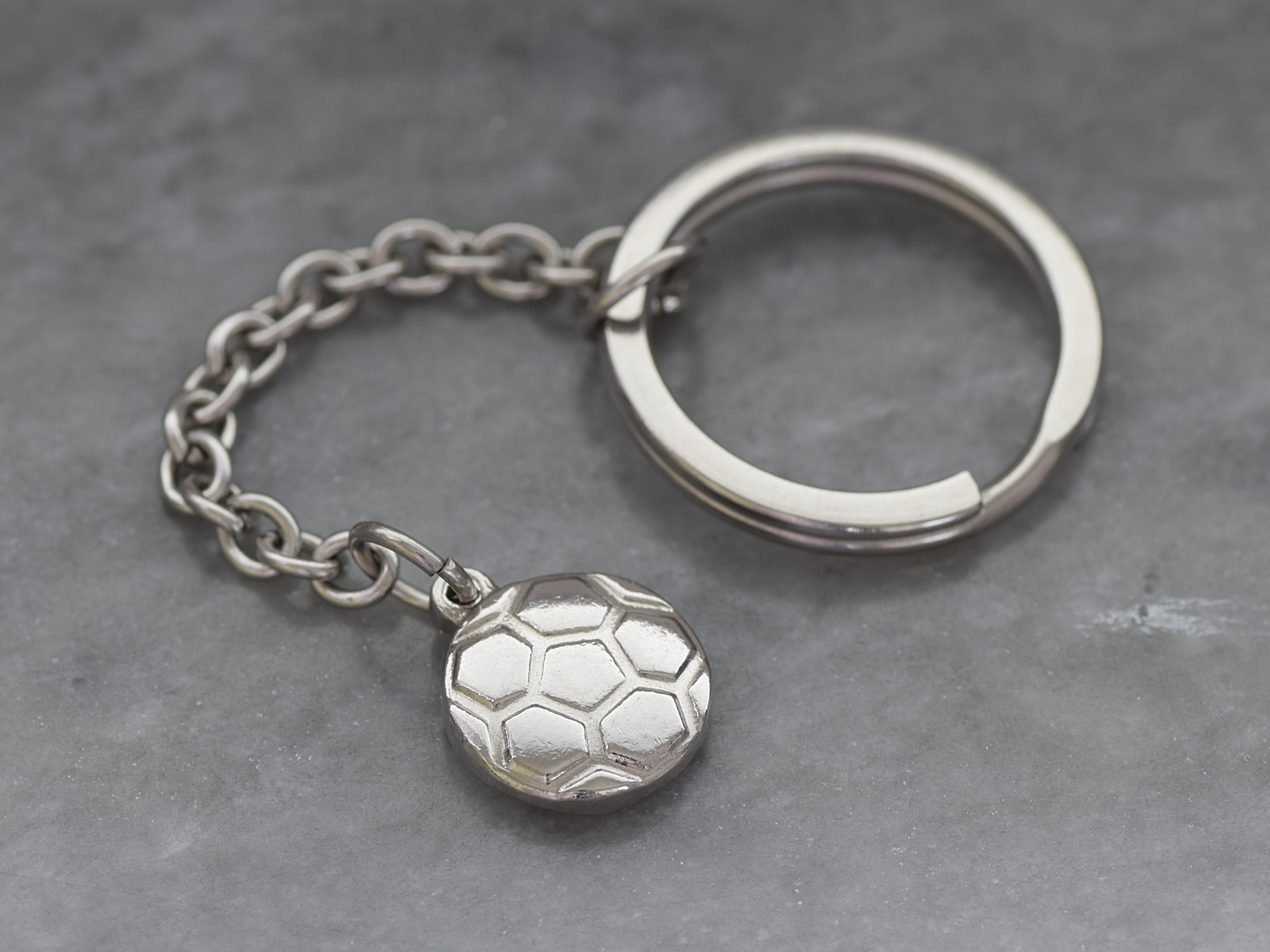 Fotboll Nyckelring i Rostfritt Stål, Sport Accessoar, Fotbollsspelare Nyckelhållare - 2