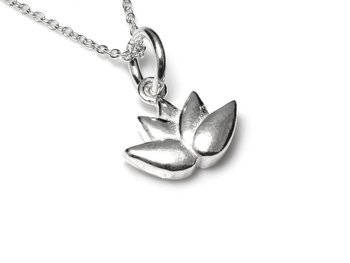 Lotusblomma Halsband i Äkta 925 Silver, Blomma Hänge, Lotus Smycke