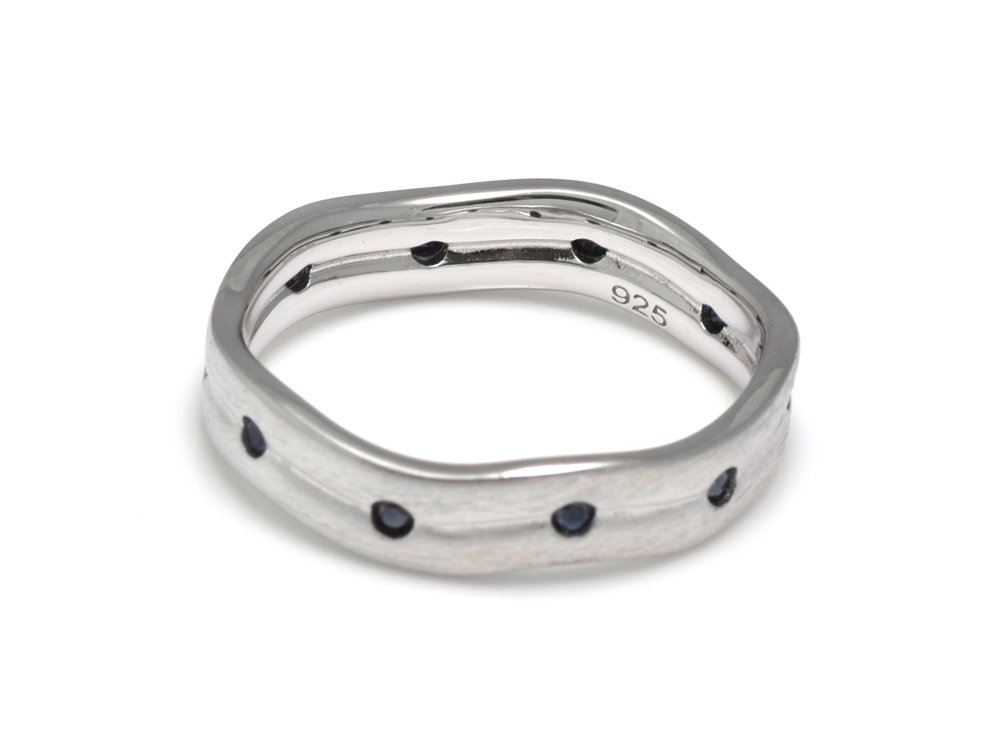 Borstad Ring med 10 Svarta Cubic Zirconia i Äkta 925 Silver storlek 7, Modernt Avskalat Smycke - 2