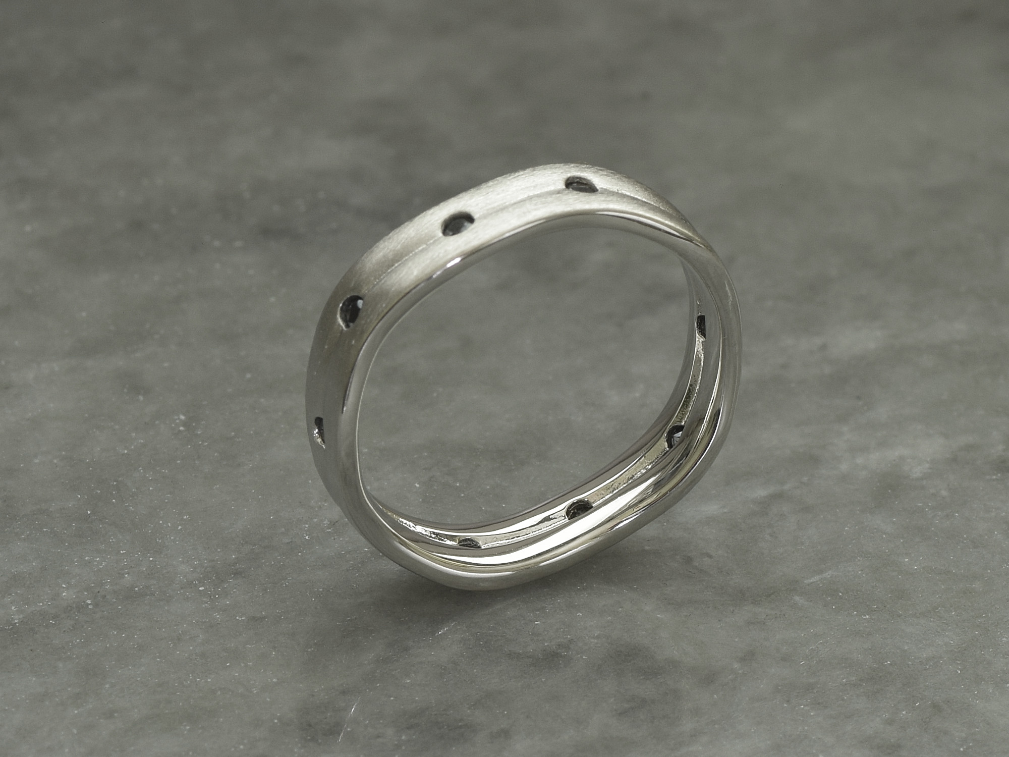 Borstad Ring med 10 Svarta Cubic Zirconia i Äkta 925 Silver storlek 7, Modernt Avskalat Smycke - 3