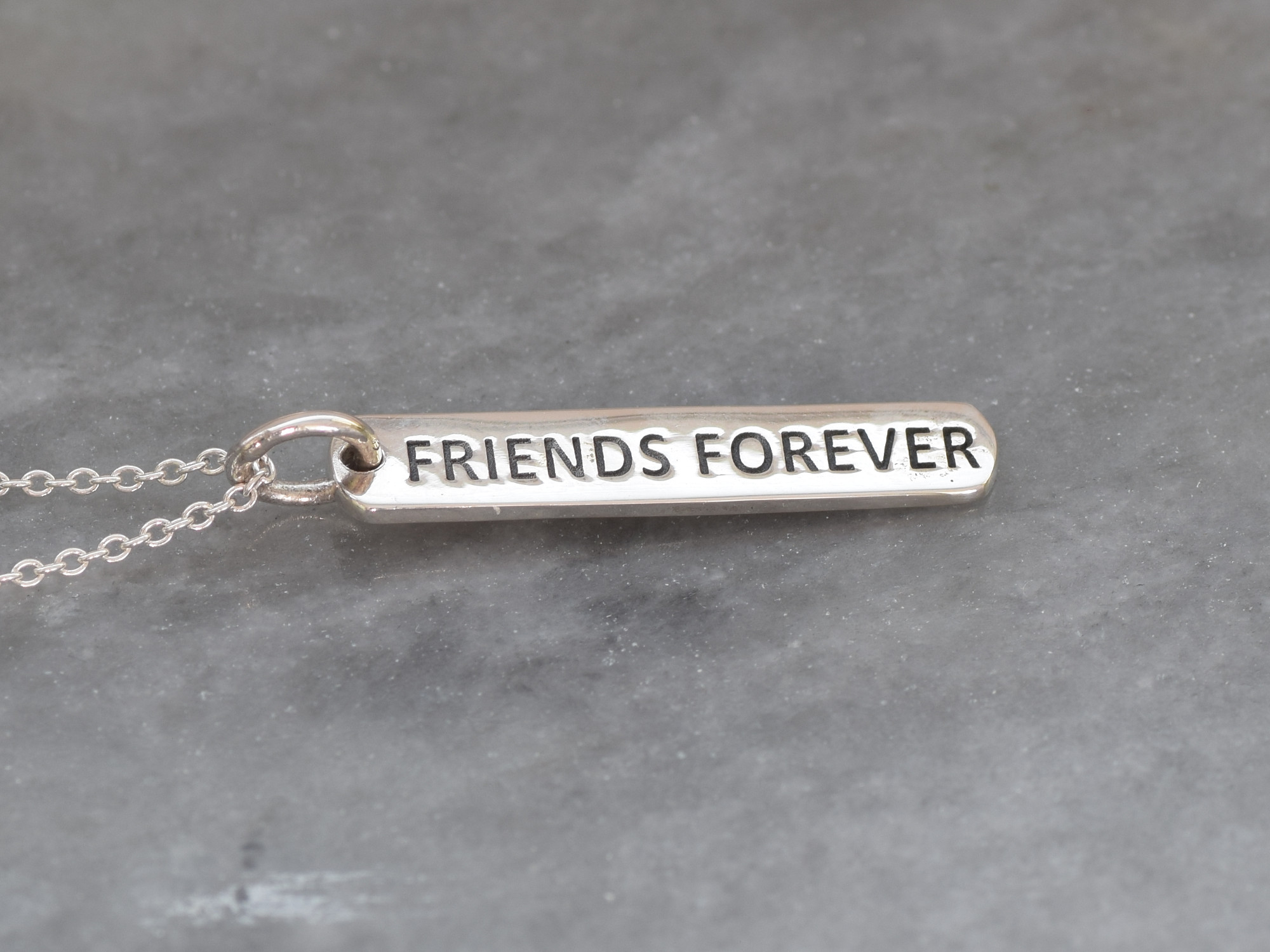 Friends Forever Text Halsband i Äkta 925 Silver, Tag med Budskap Hänge, Evig Vänskap Smycke - 2