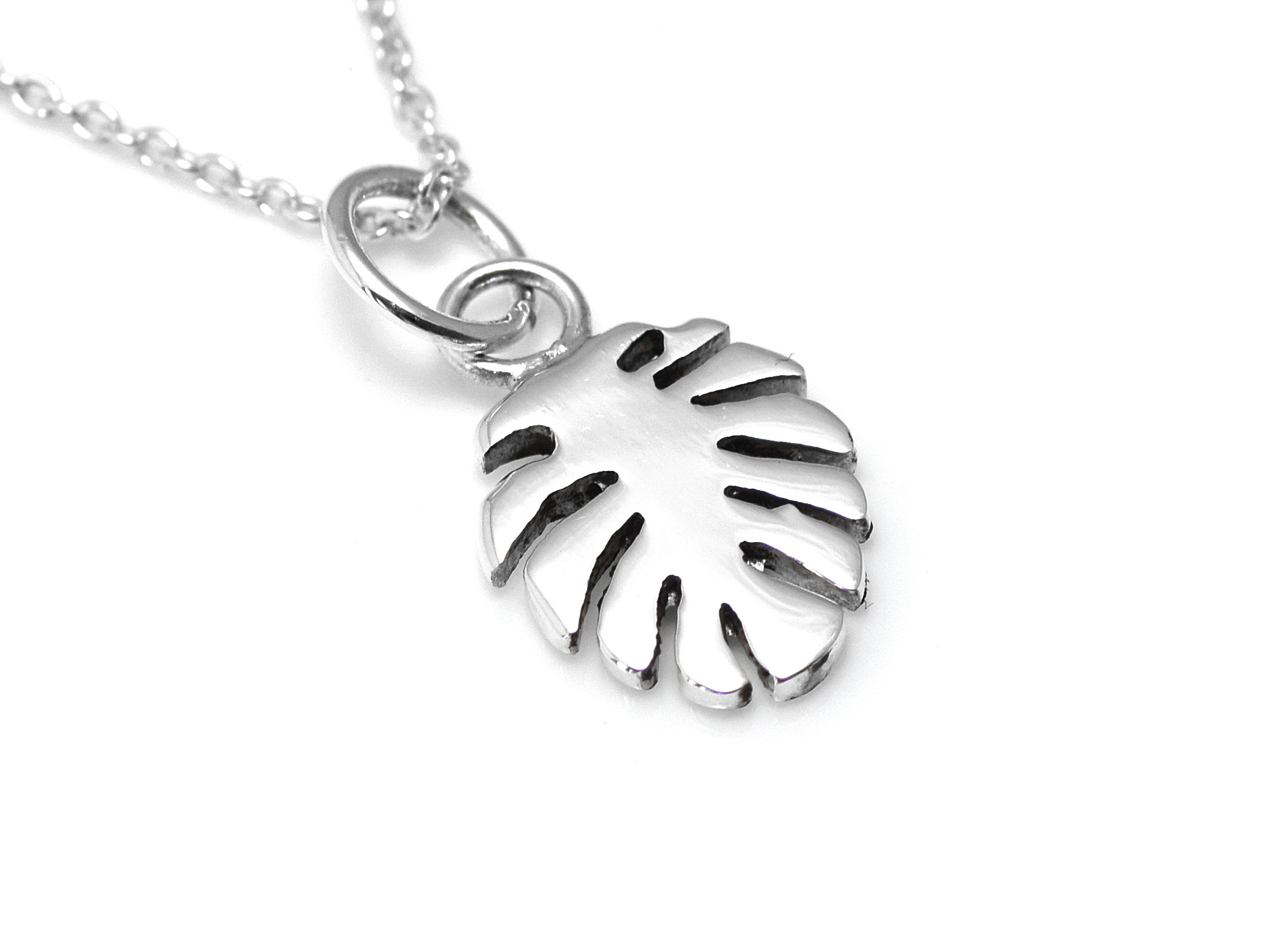 Monstera Halsband i Äkta 925 Silver, Blad Hänge, Natur Smycke