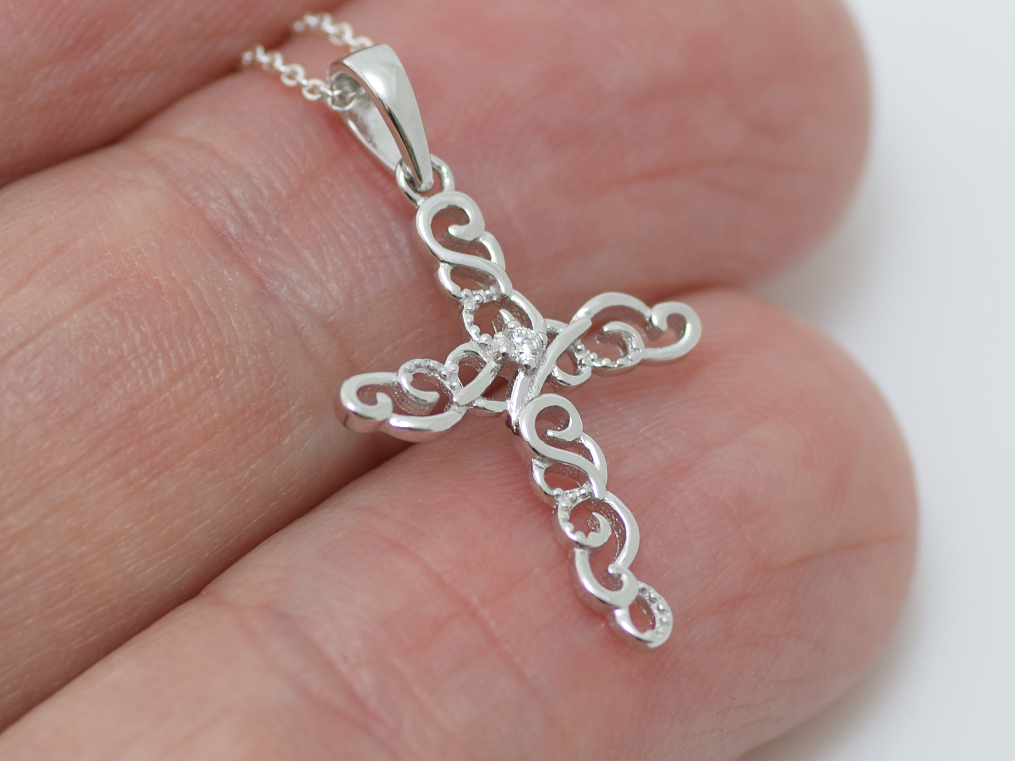 Filigran Kors Halsband med Cubic Zirconia i Äkta 925 Silver, Konfirmation och Dopsmycke med CZ - 2