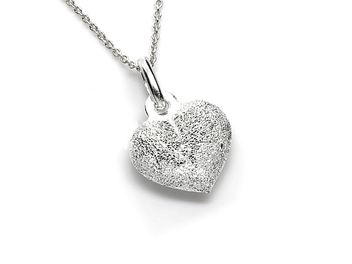 Gnistrande Hjärta Halsband i Äkta 925 Silver, Hjärtan Hänge, Kärlekssymbol Smycke