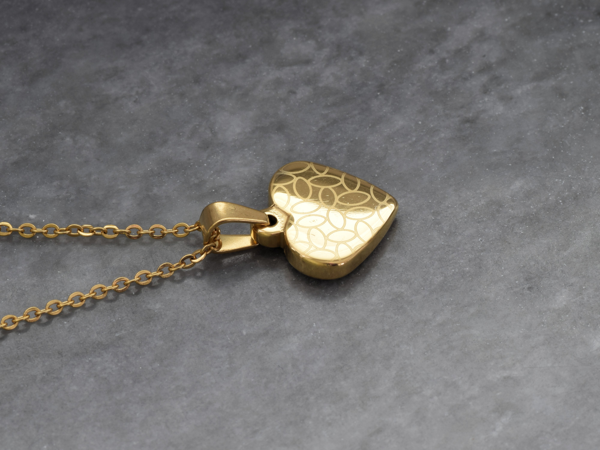 Hjärta med Textur Halsband i Rostfritt Stål Guld, Gyllene Hjärtan Hänge, Kärlek Smycke - 2