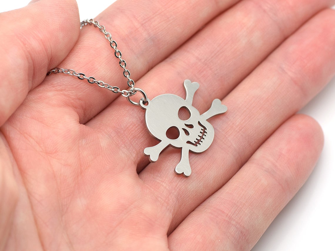 Döskalle med Korsade Ben Halsband i Rostfritt Stål, Skalle Hänge, Piratflagga Smycke - 3