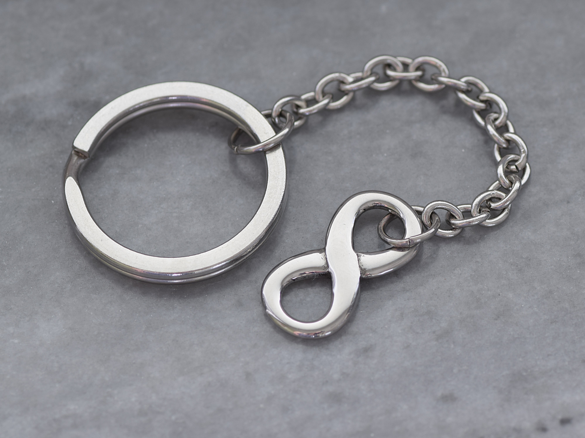 Infinity Nyckelring i Rostfritt Stål, Evighetstecken Accessoar, Vänskap eller Kärlek Nyckelhållare - 2