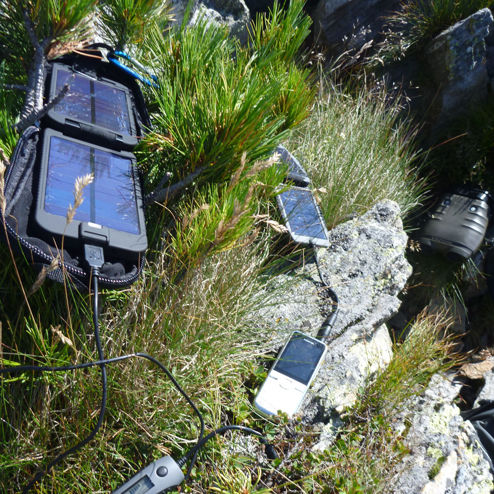 Solcellsladdare - POWERTRAVELLER Solar Adventurer - 8