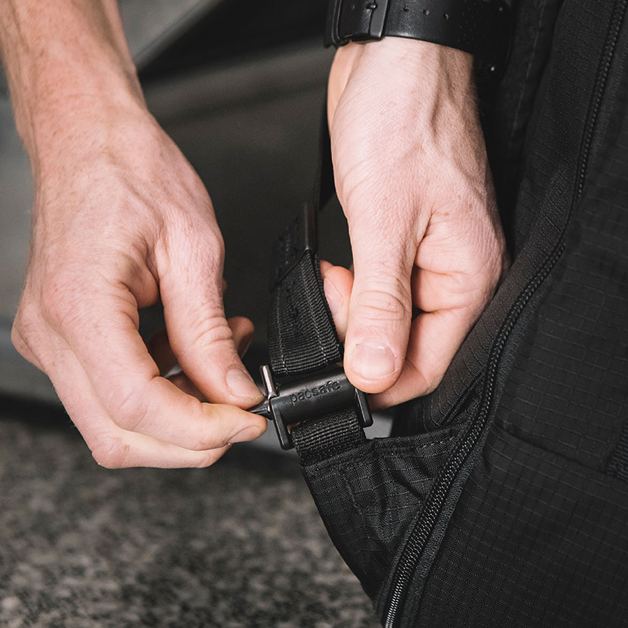 Stöldsäker ryggsäck - PACSAFE Vibe 28 Commuter Backpack Black - 4
