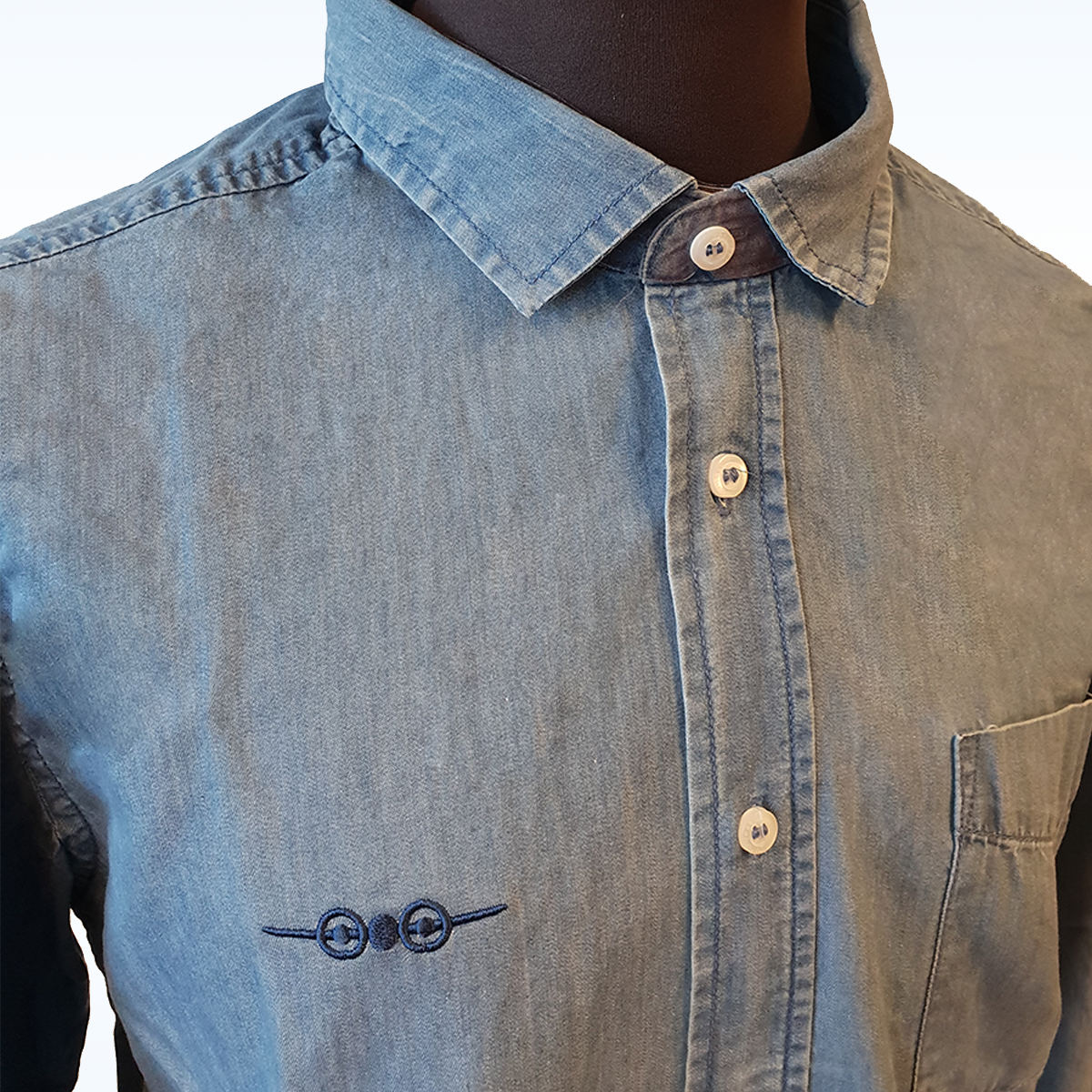 Denimskjorta Blå Herr/Dam med broderad flyglogo - 3