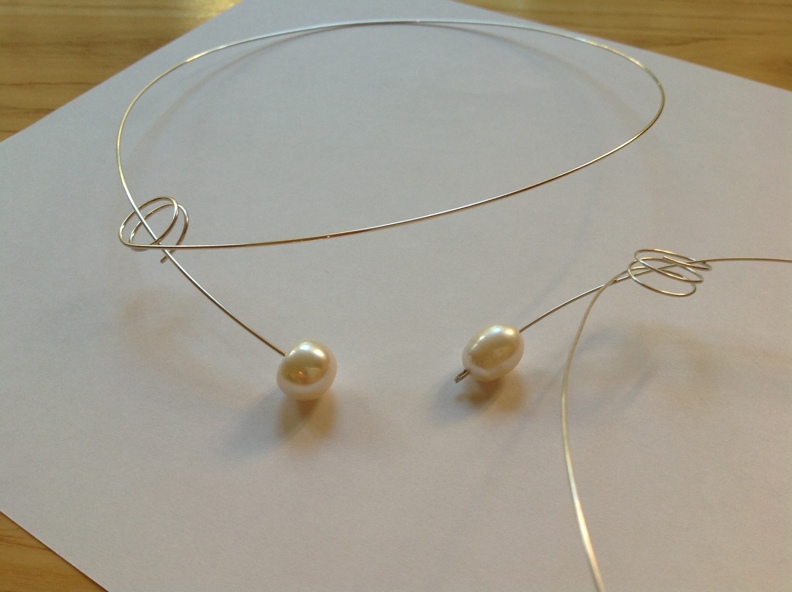 Halsband med en sötvattenpärla - 2
