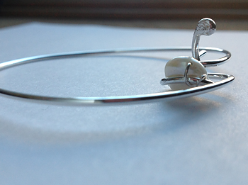 Armband med elegant lås, sötvattenpärla