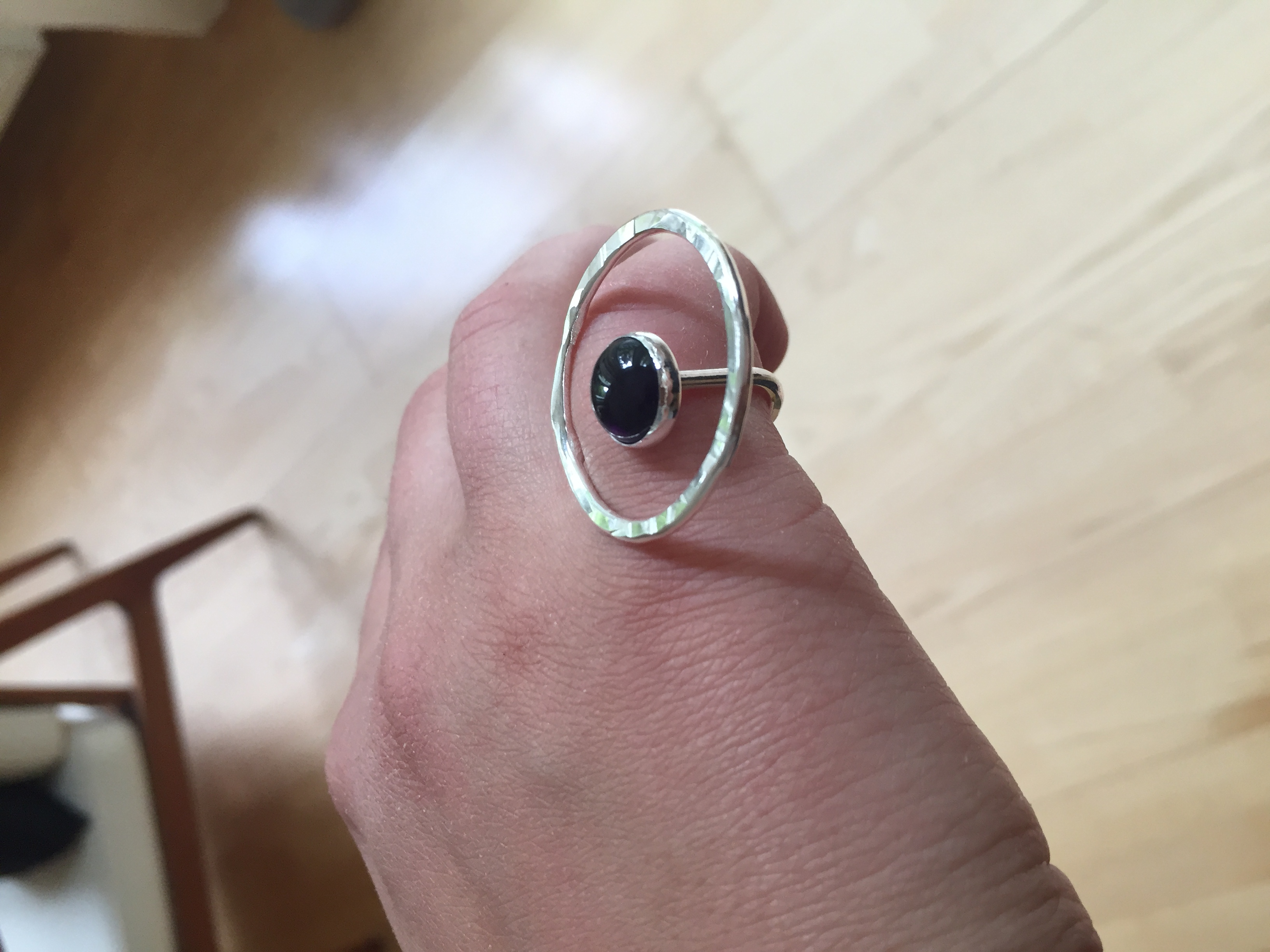 Ring Saturnus, med halvrund sten - 8