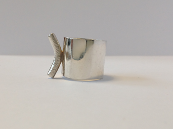 Ring Horn