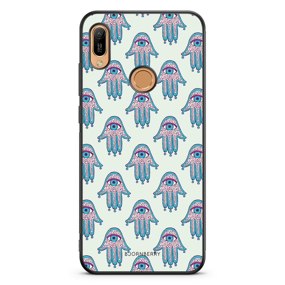 Huawei Y6 2019 Case - Hands