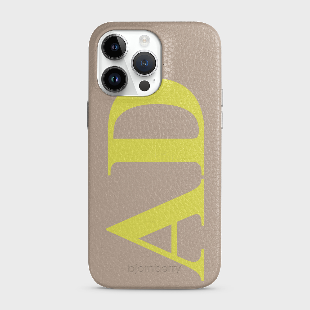 iPhone 15 Pro Max Personalised Leather Case - Large Initials - 29