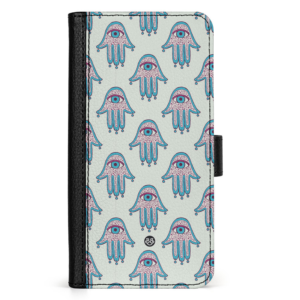 Nothing Phone (2) Wallet Case - Hands