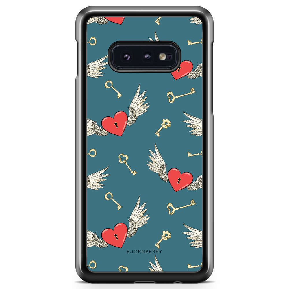 Samsung Galaxy S10e Case - Hearts 'n Wings