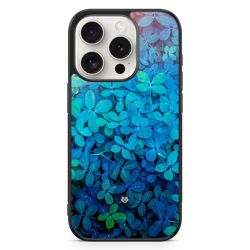 iPhone 15 Pro Case - Leaf Flowers