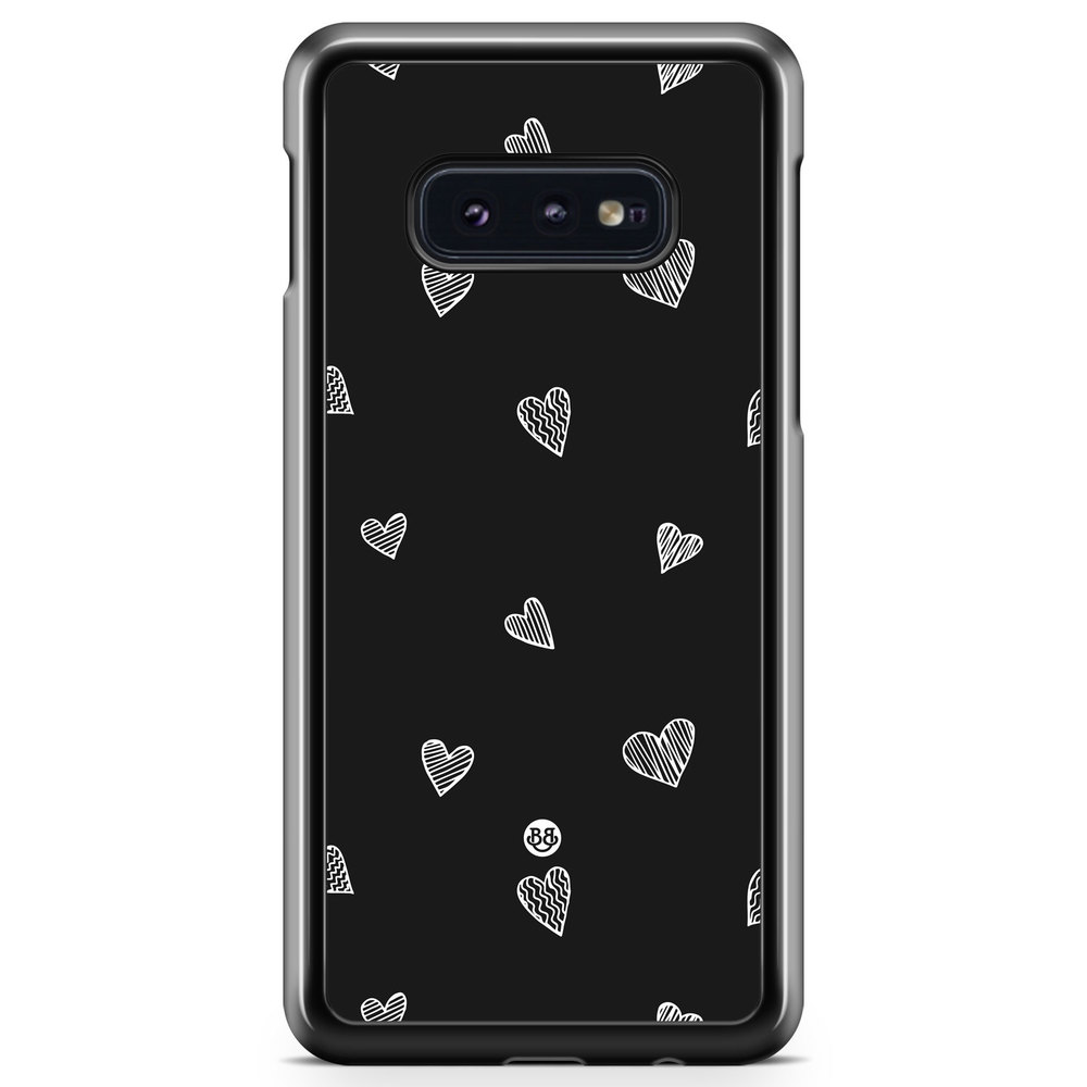 Samsung Galaxy S10e Case - Black & White Hearts