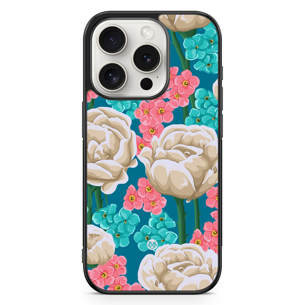 iPhone 15 Pro Case - Seamless White Roses