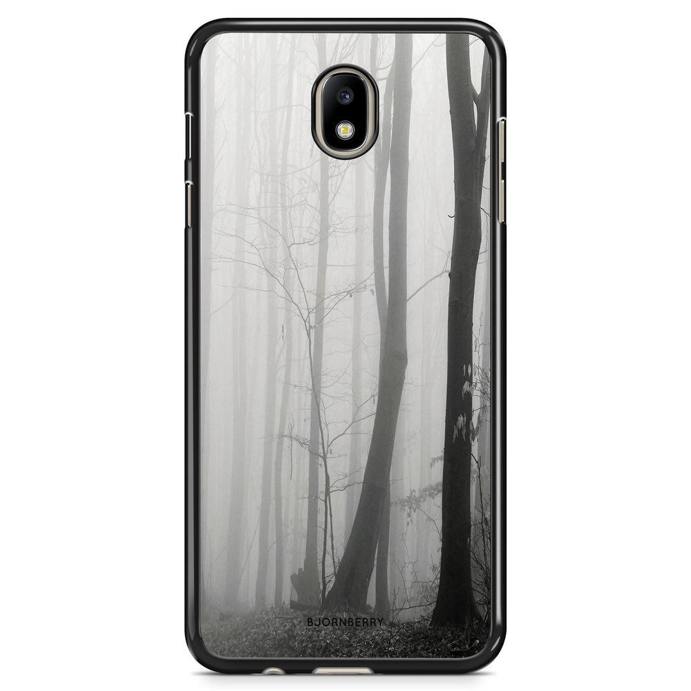Samsung Galaxy J7 (2017) Case - Black/White Autumn