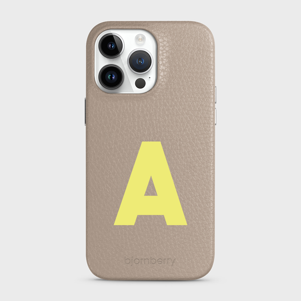 iPhone 15 Pro Max Personalised Leather Case - Initial - 10