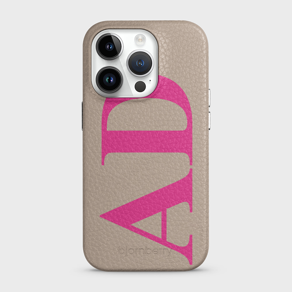 iPhone 15 Pro Personalised Leather Case - Large Initials - 31