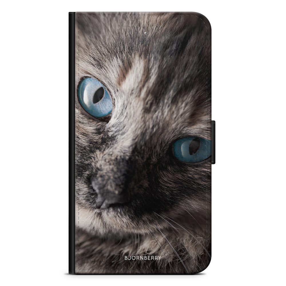 iPhone 12 Mini Plånboksfodral - Katt Blå Ögon | Mobilskal & Mobilfodral BJORNBERRY