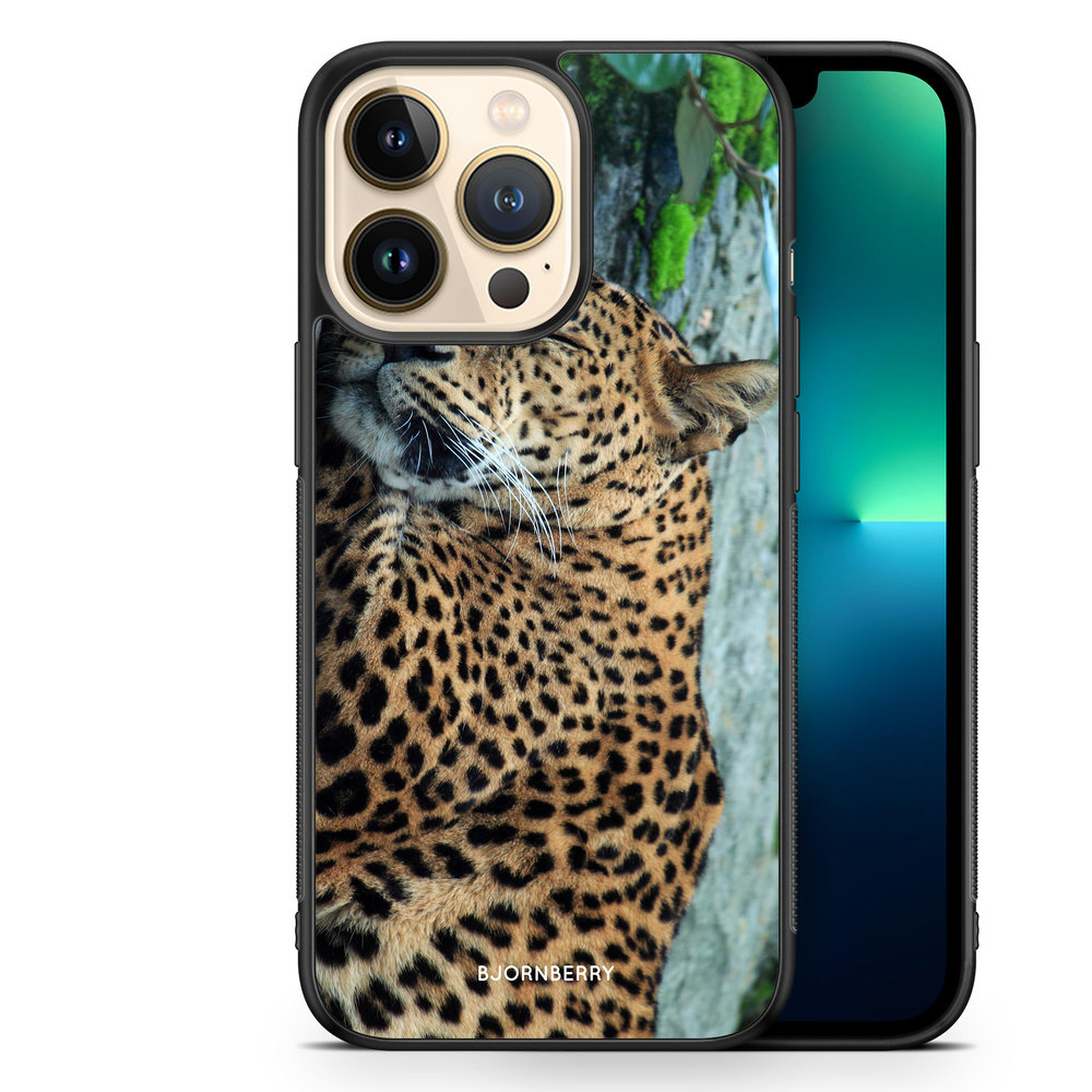 iPhone 13 Pro Case - Sleeping Leopard