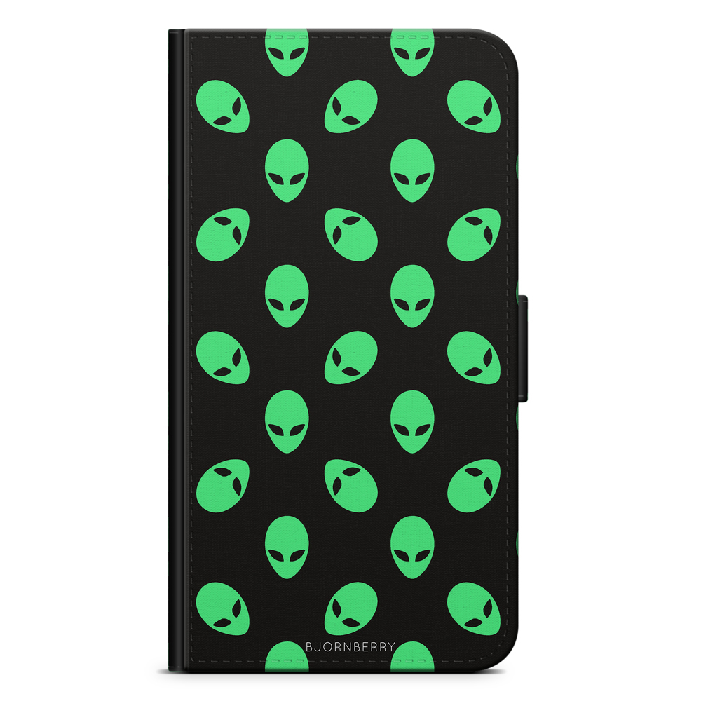 iPhone 5/5s/SE (2016) Wallet Case - Alien