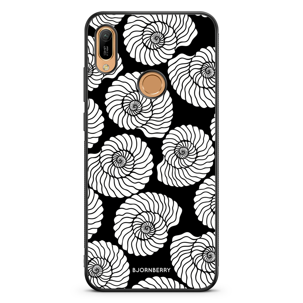 Huawei Y6 2019 Case - Seashell BW