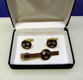 Manschettknappar och slipsnål i ask, Tre kronor