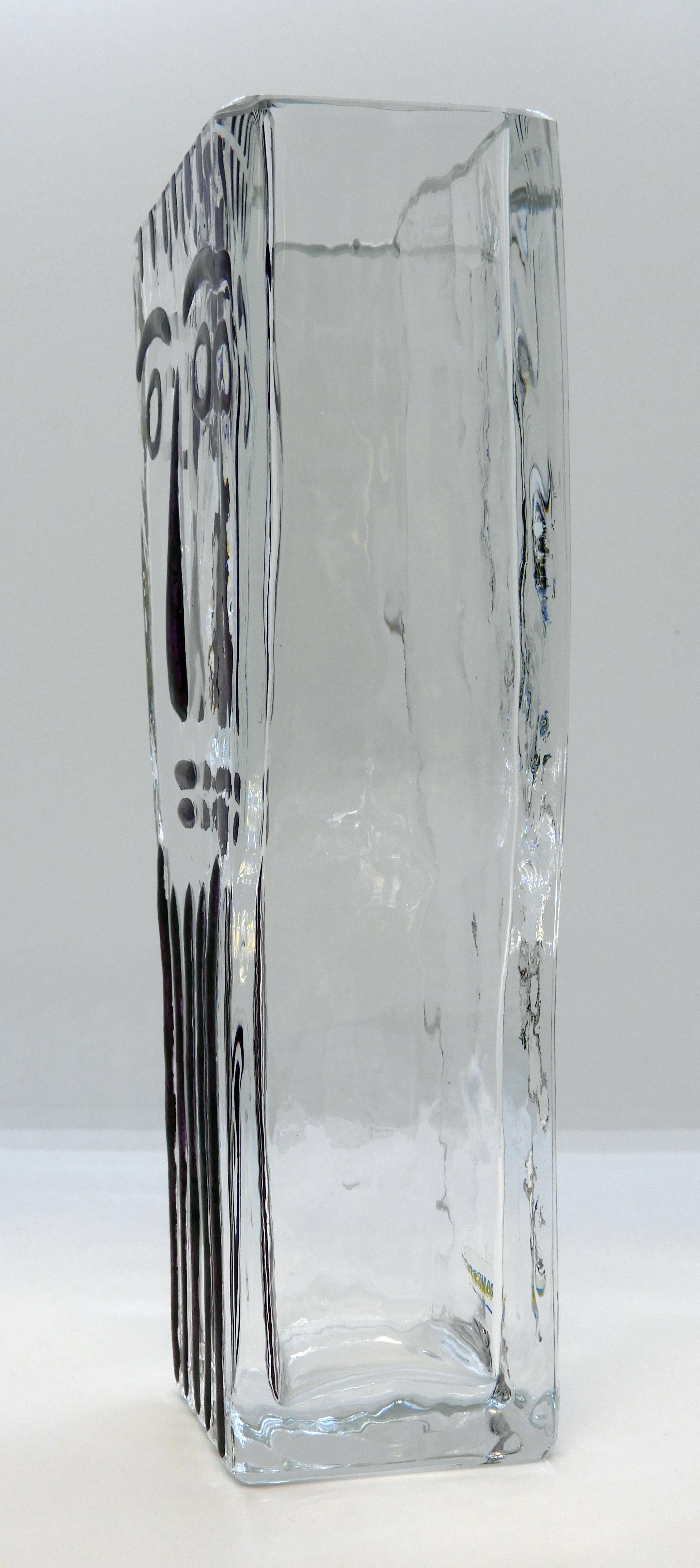 Glasvas av Wiktor Berndt, Ansiktet lila - 2