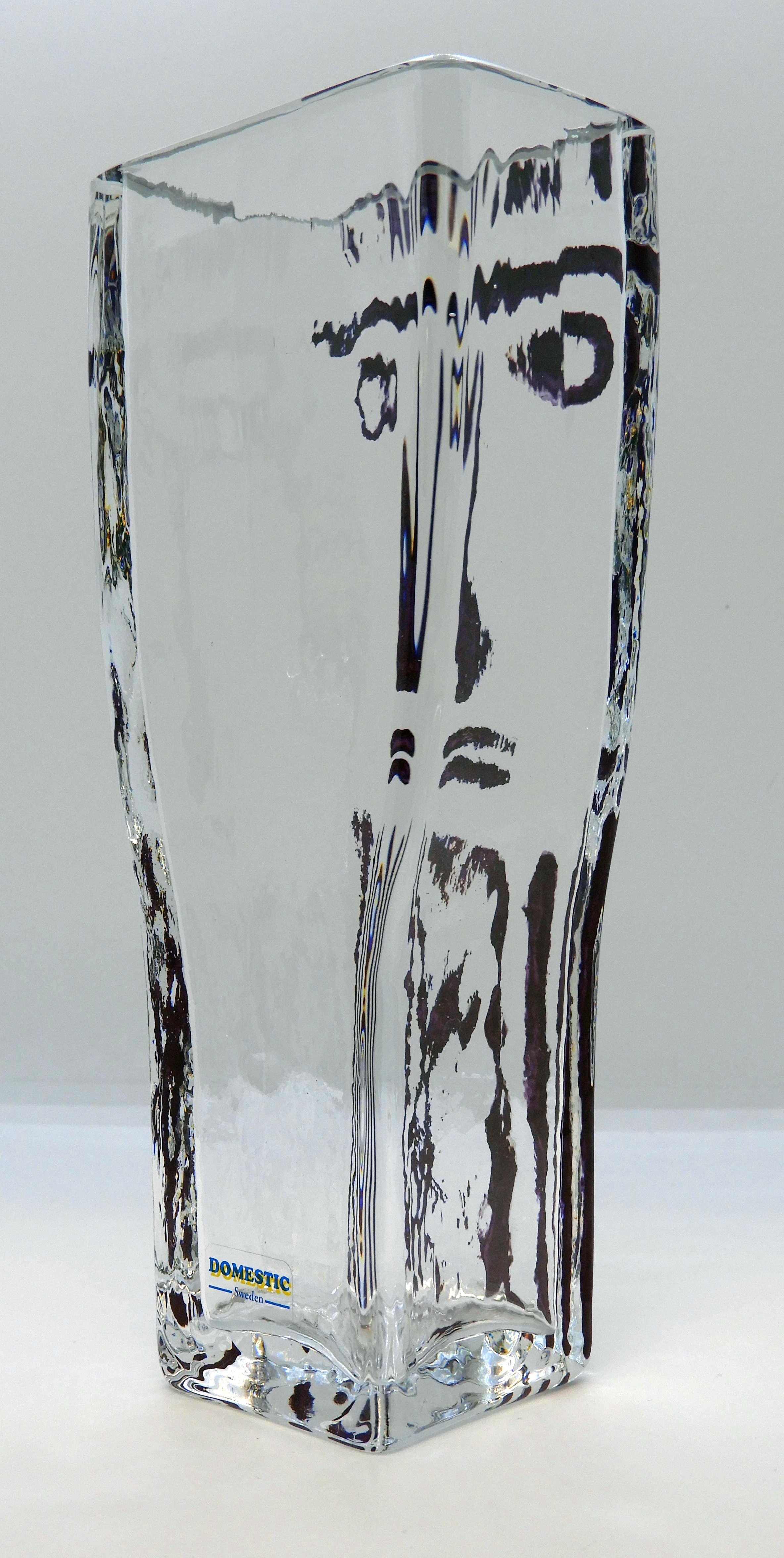 Glasvas av Wiktor Berndt, Ansiktet lila - 3