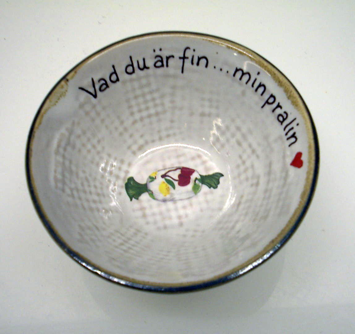 Hessian skål med brun kant  9 x 4 cm  Pralin B