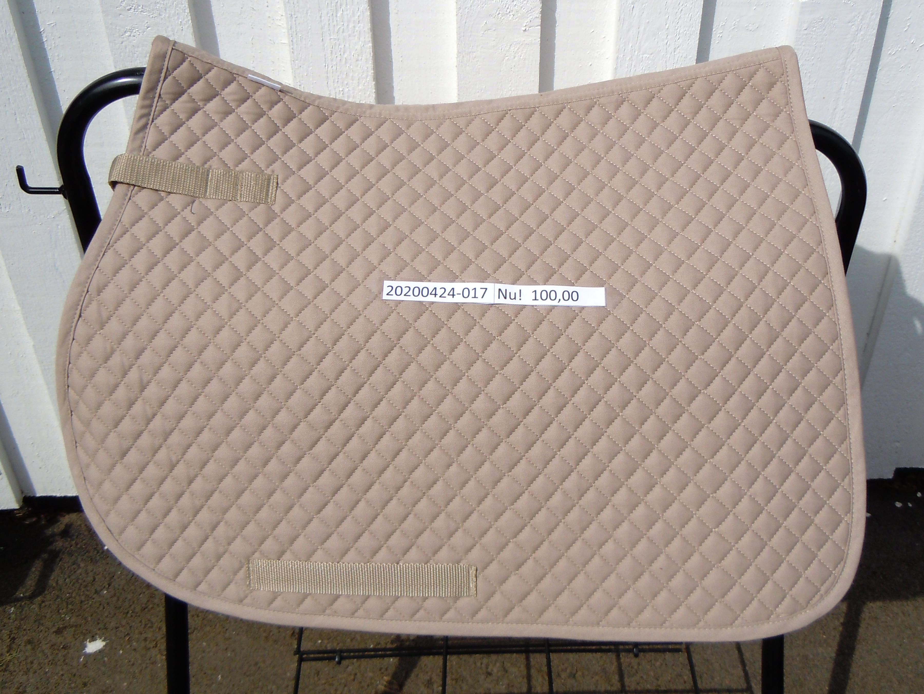 Beige schabrak 