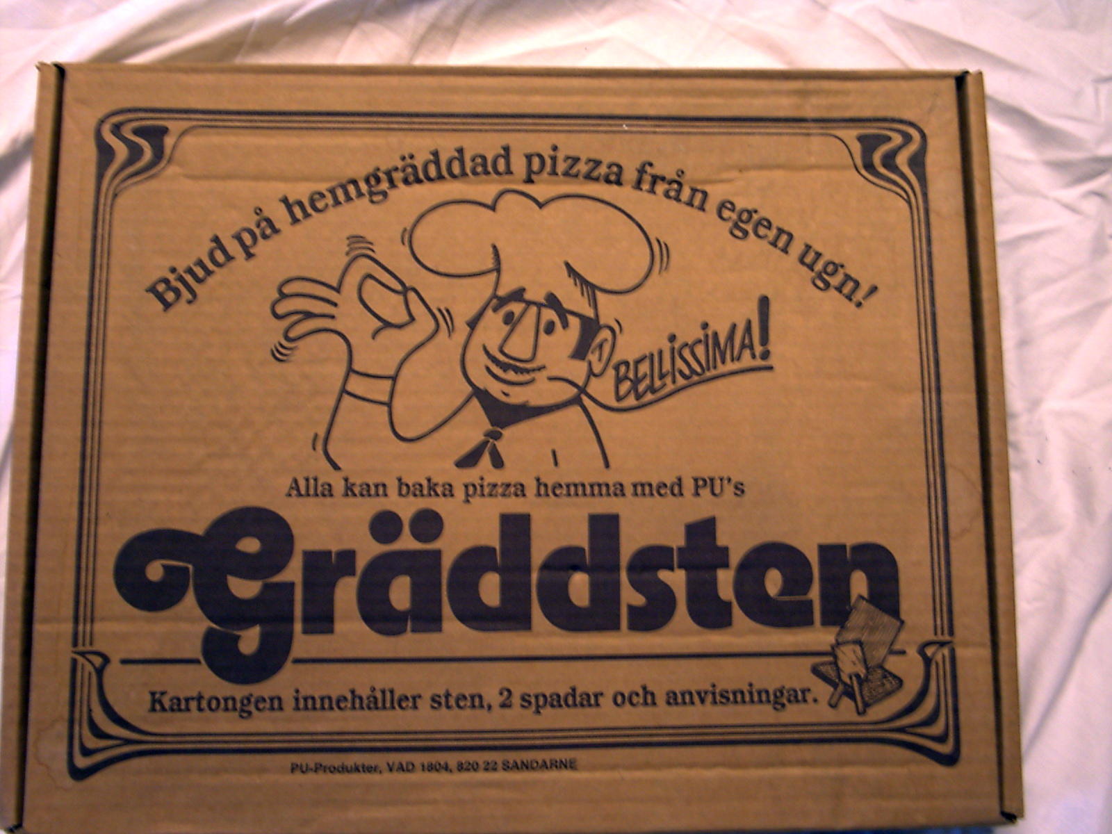 Grädda egen Pizza på sten av täljsten